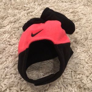 Nike hat and glove set